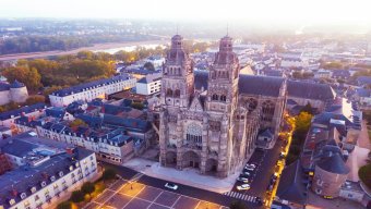 bike tours in loire