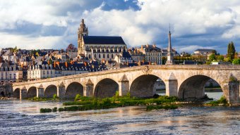 bike tours in loire