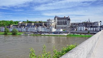 bike tours in loire