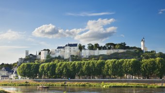 Self-Guided Bike Tours Loire Valley Family Trip : from Tours to Chinon