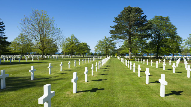 Normandy Walking Tour: WWII sites