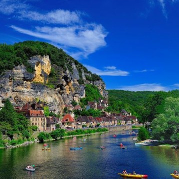 Dordogne Walking Tour : Bergerac and Sarlat
