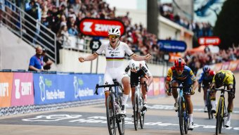 Women’s Paris-Roubaix tickets 2025 VIP Access - Vélodrome Arrival Area  - Paris-Roubaix Femmes 2025