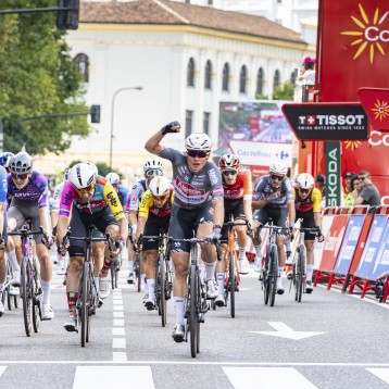 VIP Access - Izoard Arrival Area  - Vuelta 2026