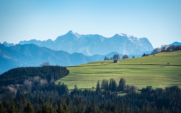 alps adventure tour couple